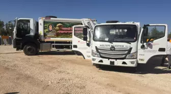 Kızıltepe Belediyesine hibe edilen çöp sıkıştırma araçları ve çöp konteynerleri teslim edildi