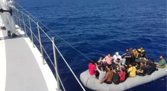 Marmaris açıklarında 36 kaçak göçmen kurtarıldı