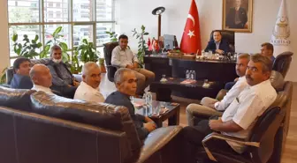 Muhtarlardan Belediye Başkanı Besim Dutlulu'ya teşekkür