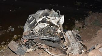 ŞANLIURFA - Köprüden düşen otomobildeki iki kardeş öldü, bir kişi yaralandı
