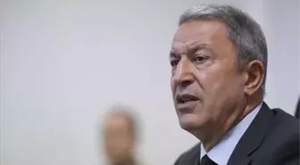 Yunanistan'ın kara suları ile hava sahasını genişletme planına Bakan Akar'dan sert tepki: Bunlar boş hayaller