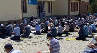 Beyşehir'de çiftçiler yağmur duasına çıktı