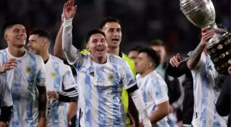 Messi Pele'yi geçti, milli formayla en çok gol atan Güney Amerikalı erkek futbolcu oldu