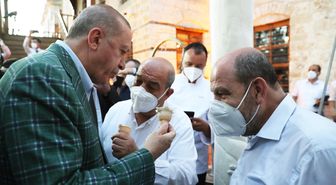 Son dakika haber... Cumhurbaşkanı Erdoğan, Kahramanmaraş'taki şiir gecesinde gençlerle buluştu Açıklaması