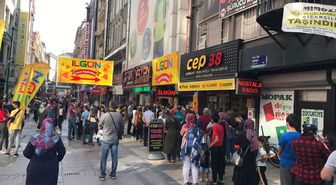 Kayseri'de okul alışverişi yoğunluğu