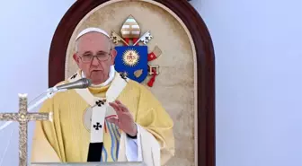 Papa Francis'in Macaristan ziyaretinin 'güneşli' ve 'gölgede kalan' yüzü