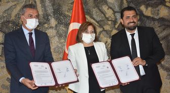 GAZİANTEP'TE 24 DERSLİKLİ ORTAOKUL İÇİN PROTOKOL İMZALANDI