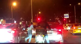 Pendik'te tehlikeli asker konvoyu kamerada