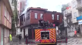 Gün ağardığında yanan konağın harabeye dönen hali ortaya çıktı