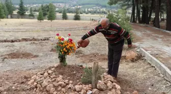 Almanya'da ormanlık alanda kemikleri bulunan kişi, son yolculuğuna uğurlandı