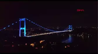 İSTANBUL-'Tak Bi Mavi Kravat' prostat kanseri için köprüyü maviye boyadı