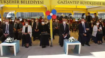 Gaziantep'te hayırseverlerin desteğiyle yapılan lisenin açılışı yapıldı