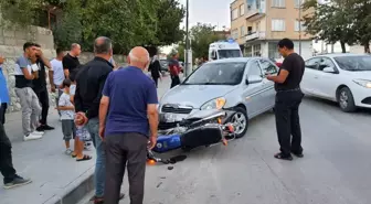 Otomobil ile motosiklet çarpıştı: 1 yaralı