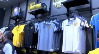 MKE Ankaragücü'nün başkentte AVM'lerdeki ilk lisanslı ürün mağazası açıldı