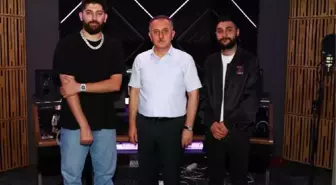 Bağcılar Belediye Başkan Lokman Çağırıcı, rap müziğin ünlü isimlerini ziyaret etti