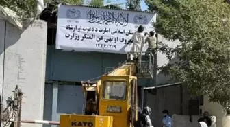 Taliban'dan kadınlar için yeni karar! Kadın Bakanlığı'nı Ahlak Bakanlığı'na çevirdi, kurumda çalışan kadınlar işten çıkarıldı