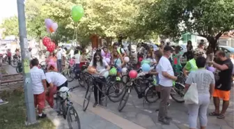 'Süslü Kadınlar Bisiklet Turu' düzenlendi