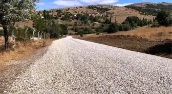 Akçakent Yetikli-Çiçekdağı Boğazevci ve Devreceli Yol Çalışmaları Tamamlandı