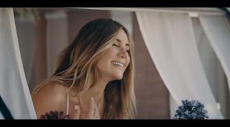 Ayla Çelik & Hakan Altun - Seviyoruz Hâlâ sözleri! 'Seviyoruz Hala' şarkı sözleri nedir?