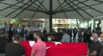 Son dakika haberi! BALIKESİR - İçişleri Bakanı Soylu, Balıkesir'de AK Parti'li Aydemir'in babasının cenaze törenine katıldı