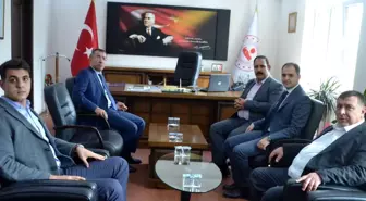 Başkan Özkan Alp misafirlerini ağırladı