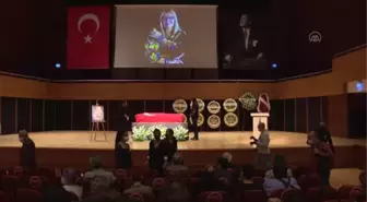 Vefat eden tiyatro araştırmacısı Prof. Dr. Hülya Nutku için tören düzenlendi