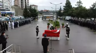 KAZADA EŞİYLE ÖLEN KOMİSER YARDIMCISI İÇİN BARTIN'DA TÖREN