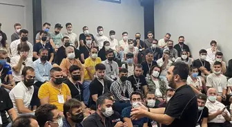 Webmaster platformu r10.net, genç bilişimcileri İzmir'de buluşturdu