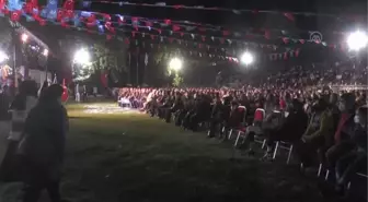 Sanatçı Mustafa Yıldızdoğan, Denizli'de konser verdi