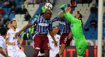 Süper Lig'in gözü bu maçtaydı! Trabzonspor, Alanya karşısında liderlik fırsatını tepti: 1-1