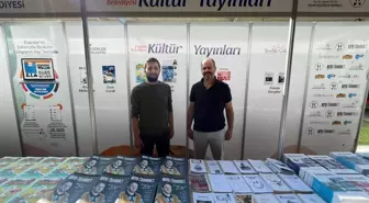 DERGİ FUARINDA OKURLAR YAYINLARIMIZLA TANIŞTI