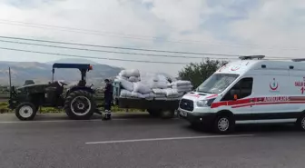 Manisa'da traktör römorkundan düşen kişi yaralandı