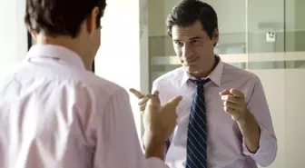 Araştırma: Narsistler kariyer basamaklarını neden hızlı tırmanır?