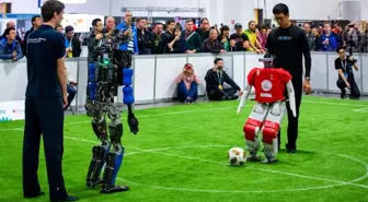 Robot futbol takımı 2050 Dünya Kupası şampiyonunu yenebilir mi?