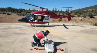 Helikopter ambulans aynı gün 2 hasta için havalandı