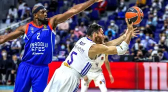 Anadolu Efes, Euroleague'e mağlubiyetle başladı