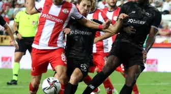 Süper Lig: FT Antalyaspor: 0 - Adana Demirspor: 1 (İlk yarı)