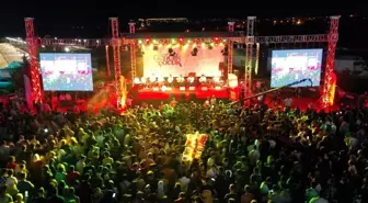 Son dakika! Gençlik ve çocuk festivalinde renkli görüntüler