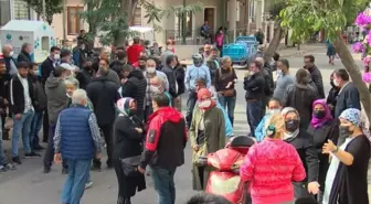 BÜYÜKADA SAKİNLERİ AKÜLÜ ARAÇLARIN KALDIRILMASINI PROTESTO ETTİ