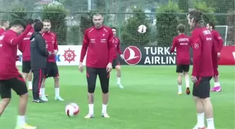 A Milli Futbol Takımı, Norveç ve Letonya ile oynayacağı maçların hazırlıklarına devam etti