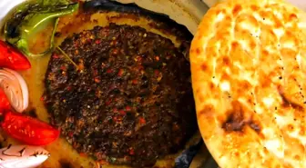 Tepsi ve Kâğıt Kebabı