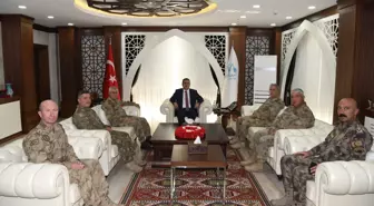 Son dakika haberi... Jandarma Genel Komutanı Orgeneral Çetin, Hakkari'de ziyaretlerde bulundu