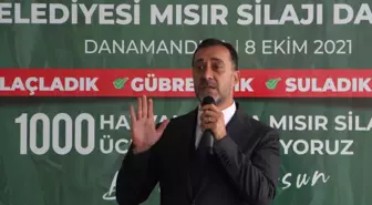 Silivri Belediyesi besicilere ücretsiz mısır silajı dağıttı