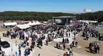 Erzincan'da 5. Dumanlı Yaylası Gençlik ve Doğa Festivali renkli görüntülere sahne oldu