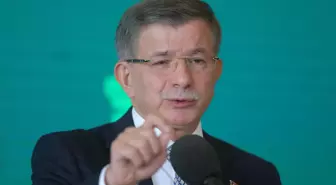 Ahmet Davutoğlu, yazar Cengiz Dağcı'yı anma töreninde konuştu