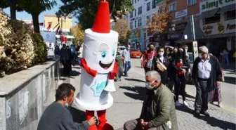 AŞILAMADA 'TURUNCU' LİSTEDEKİ AKSARAY'DA KOSTÜMLÜ ÇAĞRI