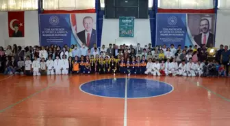 Kahta'da Amatör Spor Haftası kapanış töreni yapıldı.