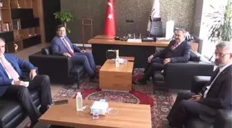 Son dakika! Uşak Üniversitesinde ilk ders Veysel Eroğlu tarafından verildi