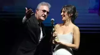 Tamer Karadağlı ile gerilim yaşayan Nihal Yalçın hakkında şaşırtan gerçek