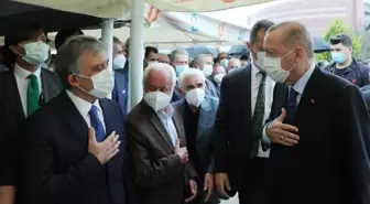 Cumhurbaşkanı Erdoğan ile Abdullah Gül uzun bir aradan sonra yan yana! Cenazede selamlaştılar